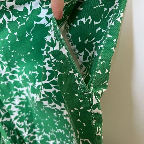 Boden Bermuda Chino Shorts Emerald Green White Floral Pattern Cotton size 10 - Picture 13 of 14